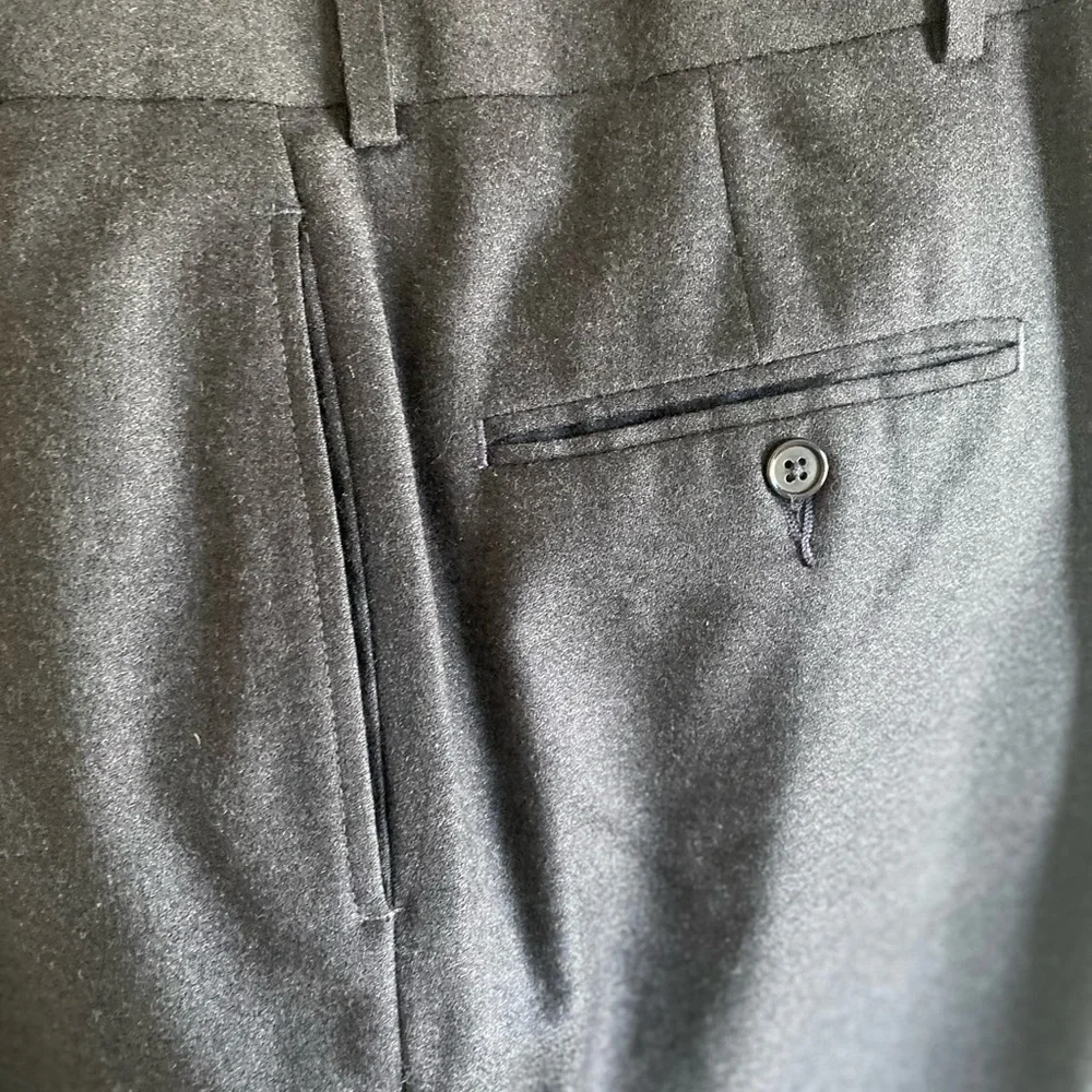 Keneth Cole‎ NY Men’s Suit 2 Piece Dark Gray Jacket 44L Pants 38X29 Flat Front